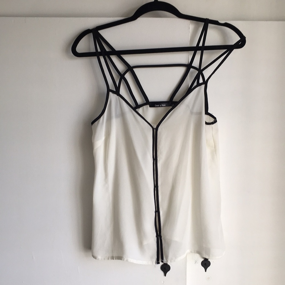 ⭐3/10⭐ Creamy camisol with black accent